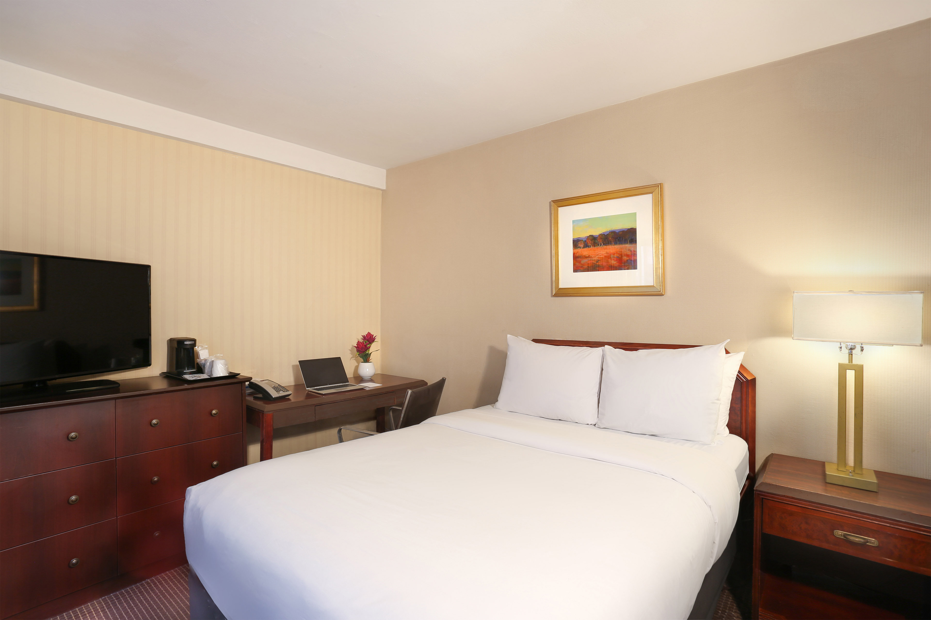 Crowne Plaza Manhattan Times Square by IHG 36/90