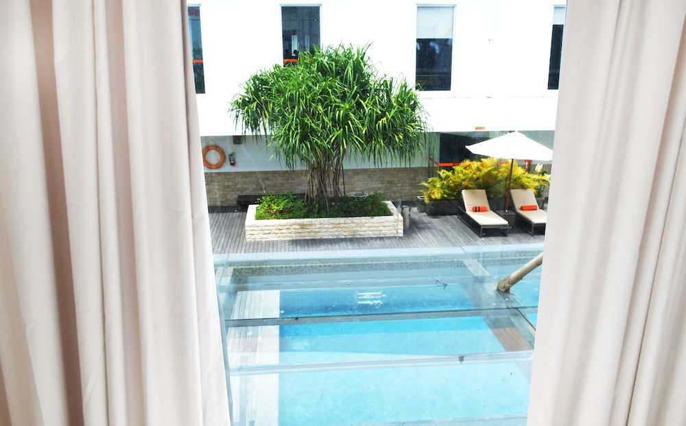 Harris Hotel And Conventions Denpasar Bali 63/66