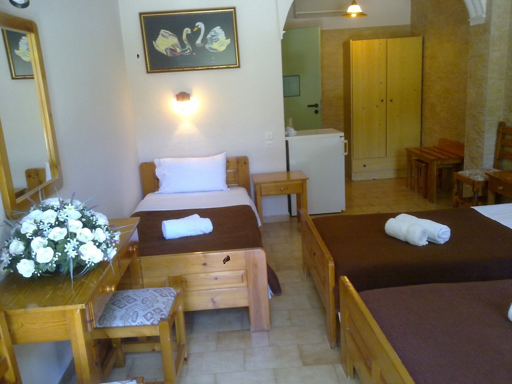 Dimitris Villa Hotel 50/67