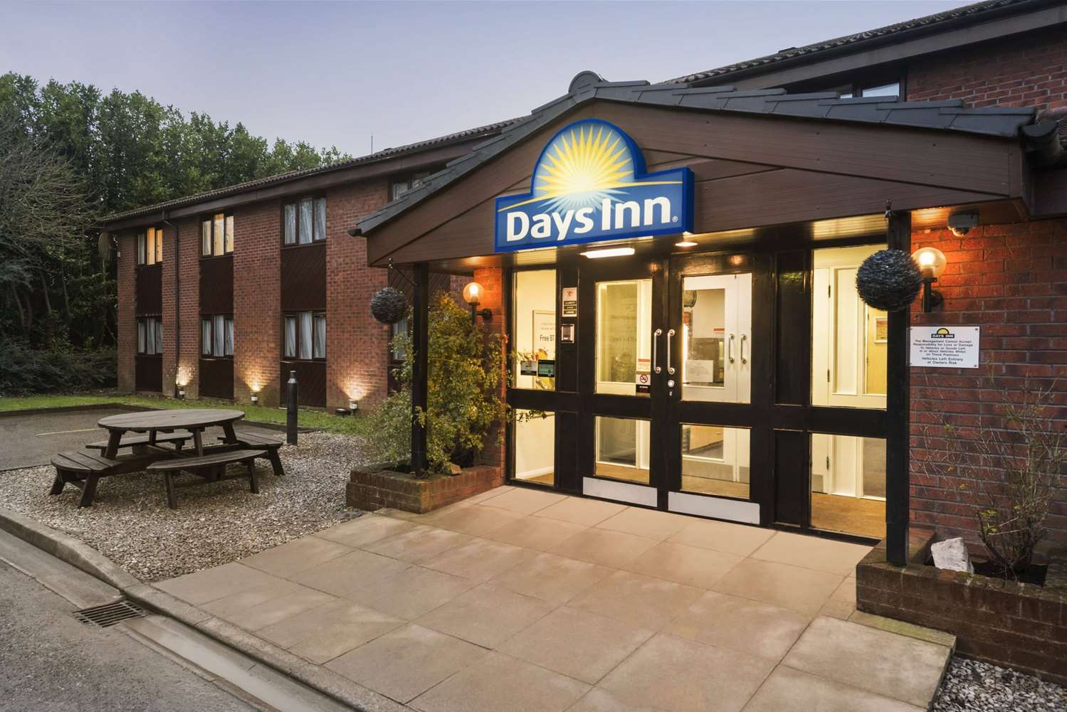 Days Inn by Wyndham Bridgend Cardiff M4 1/12