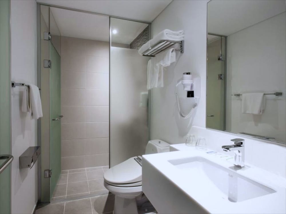 Travelodge Myeongdong Euljiro 32/36