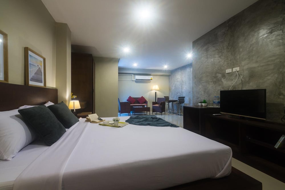 Green Leaf Hostel 15/40