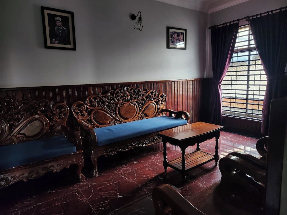 Jasmine Lodge 24/52