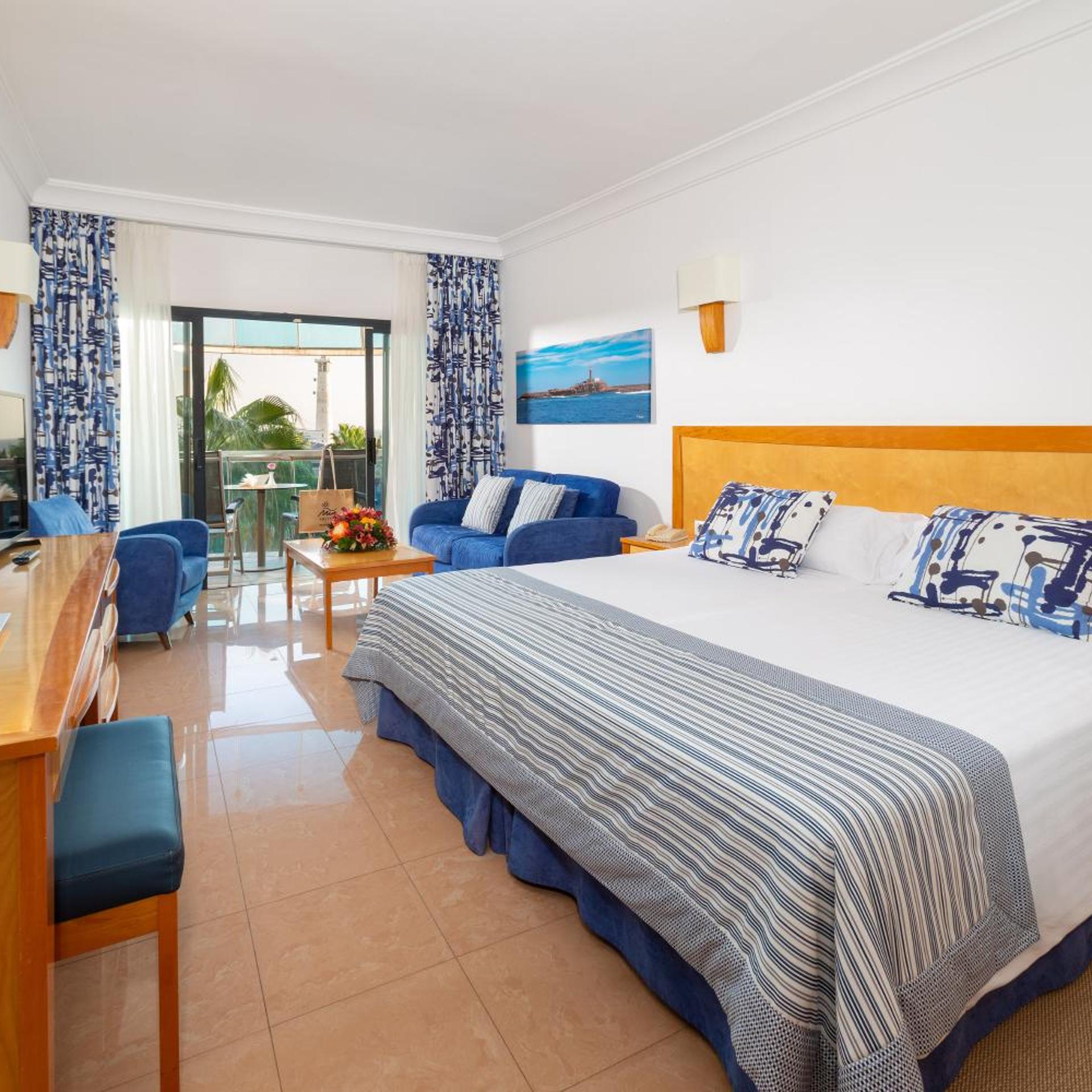 ROOM, DOUBLE OR TWIN BED, SEA VIEW