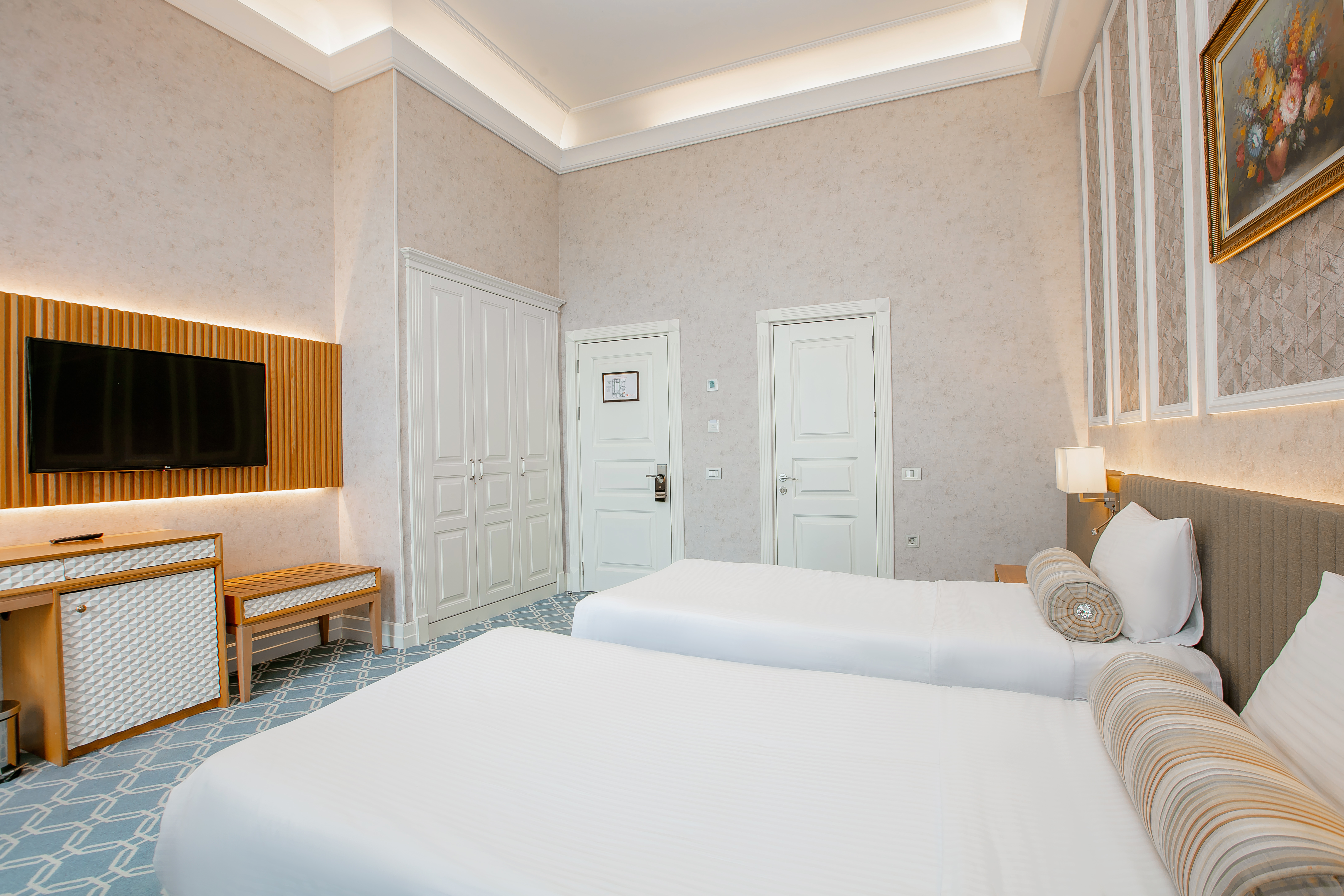 Deluxe, Double Bed, Sea View, Promenade Hotel 2/5