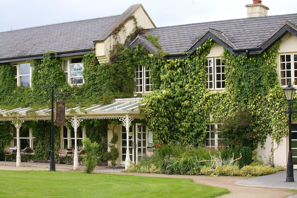 Brooklodge Hotel and Macreddin Village 58/65