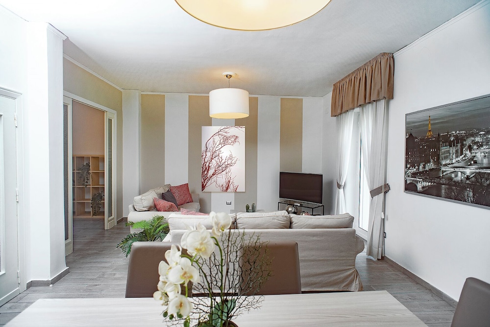 Residenza Flegrea 29/50