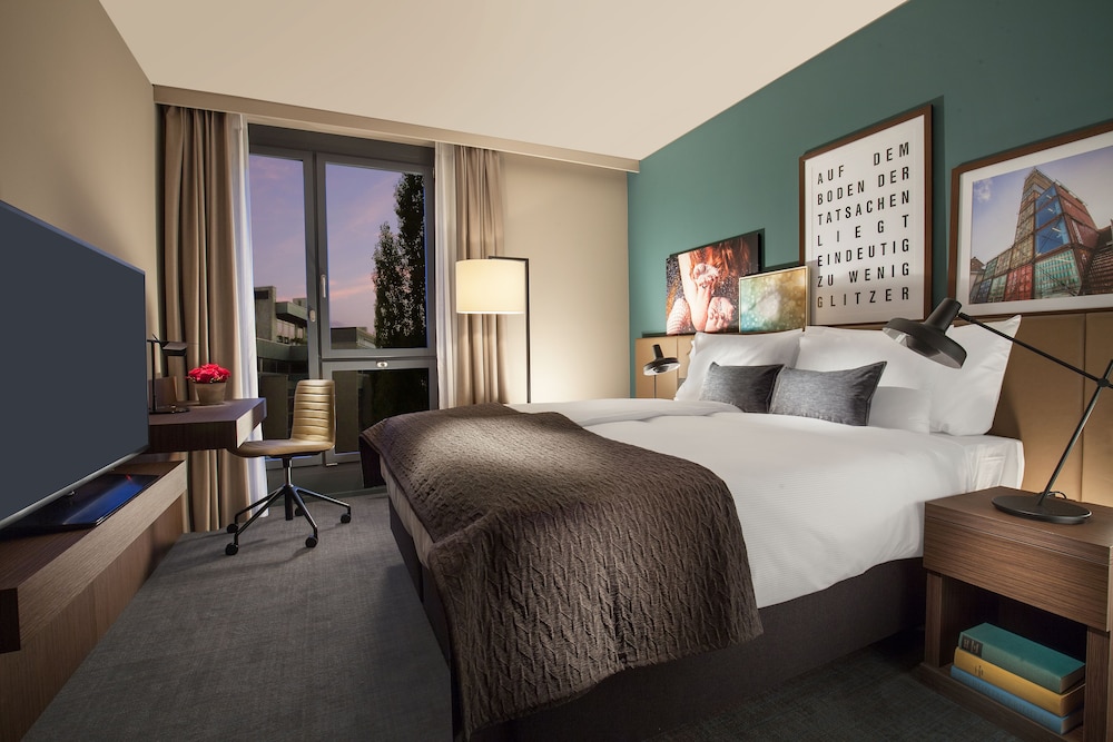 Roof Top, Suite, King Bed, Sofa, Kitchen