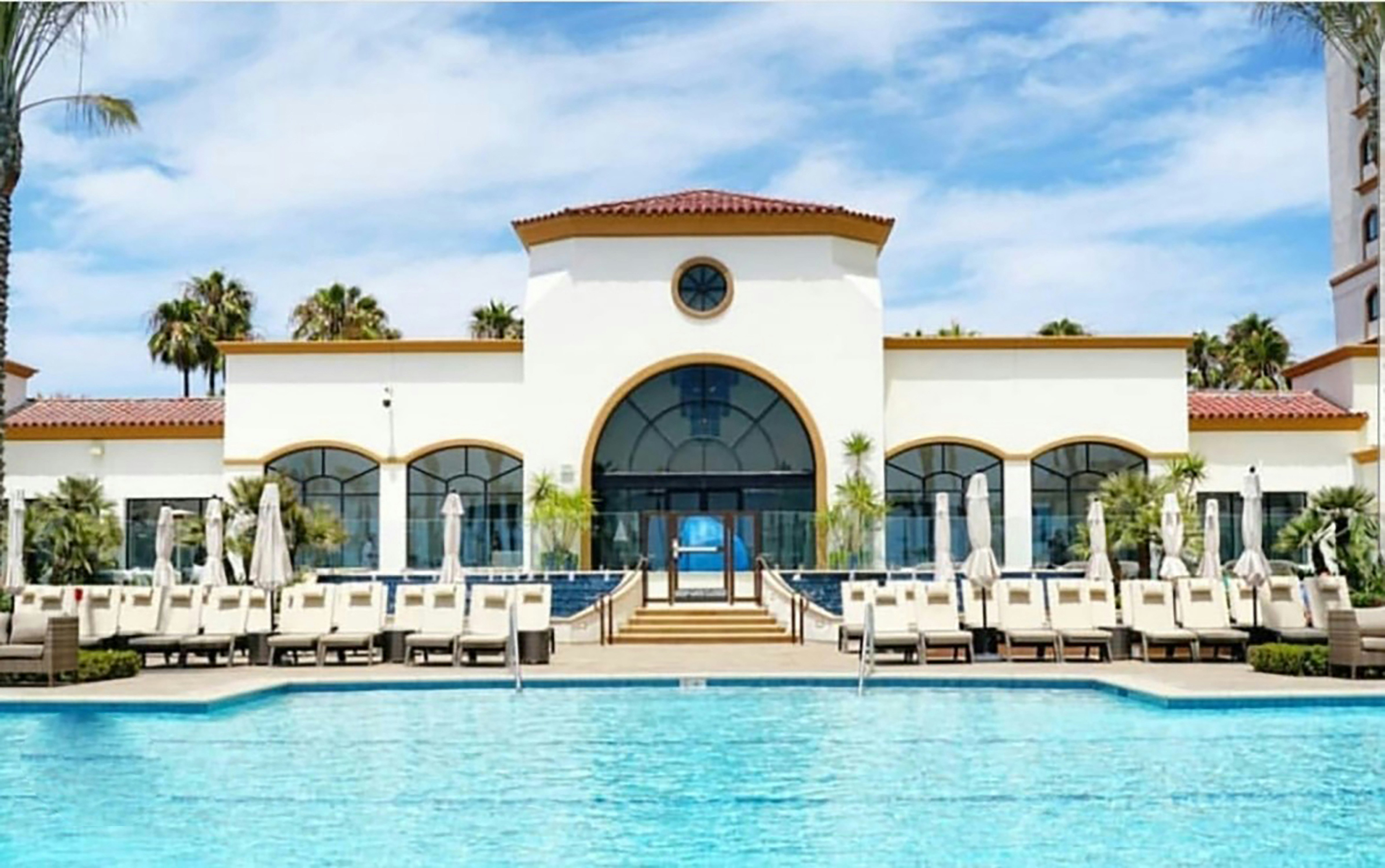The Waterfront Beach Resort, a Hilton Hotel 74/77