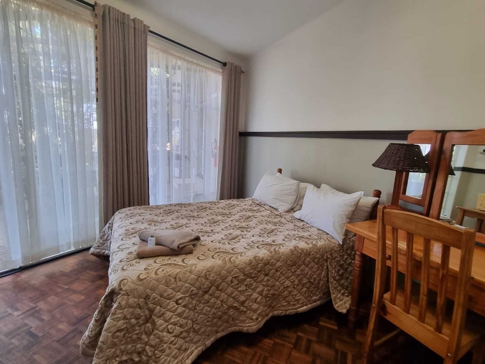 Emerald Guesthouse 22/70