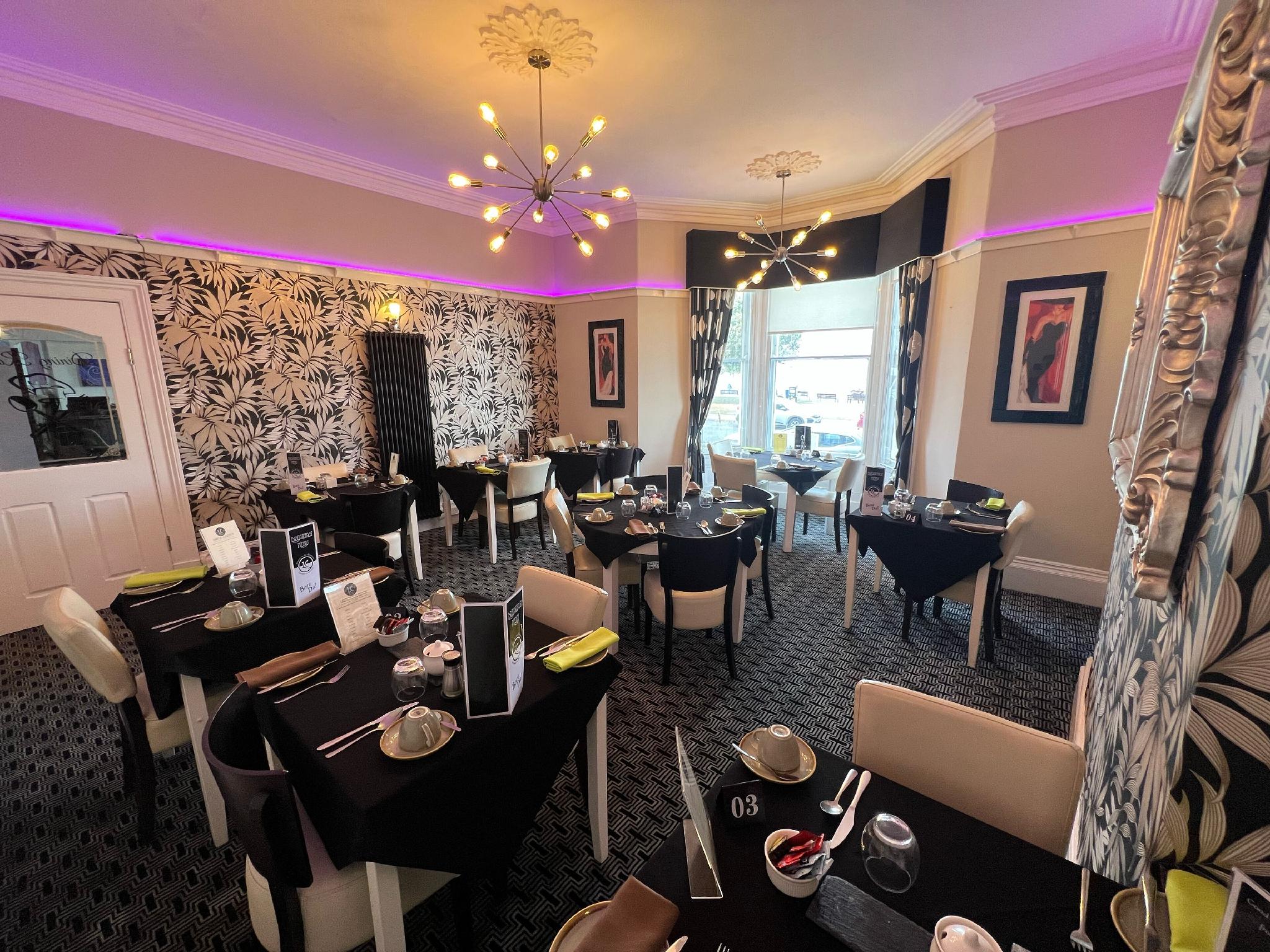 Lauriston Court Hotel 17/30