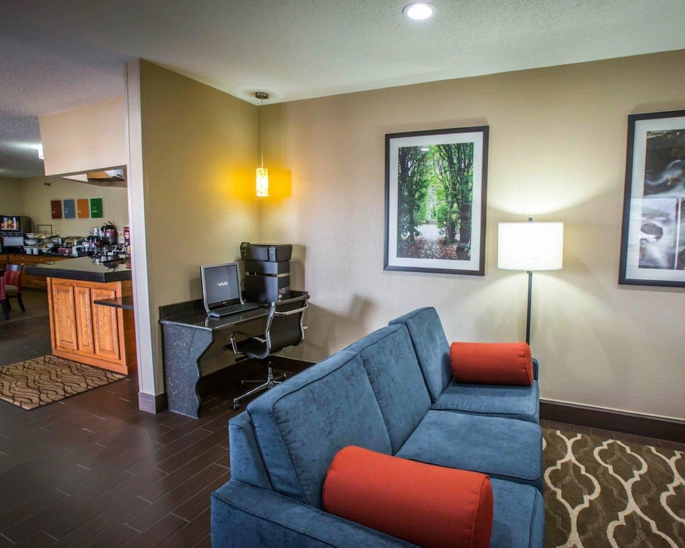 Comfort Inn Morris I-80 30/43