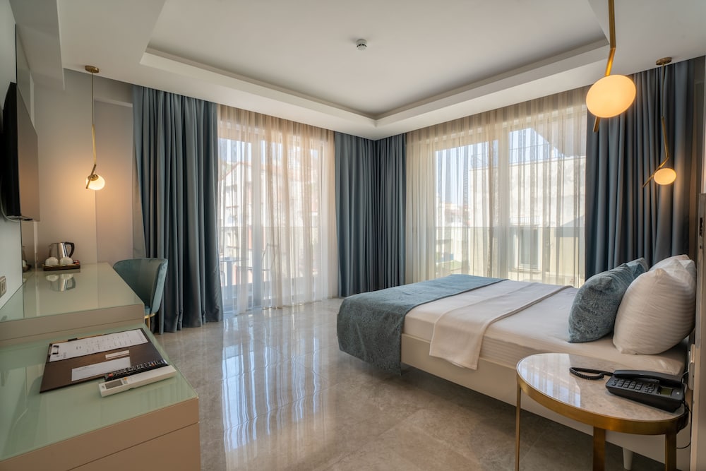 Muhtar Hotel 12/49