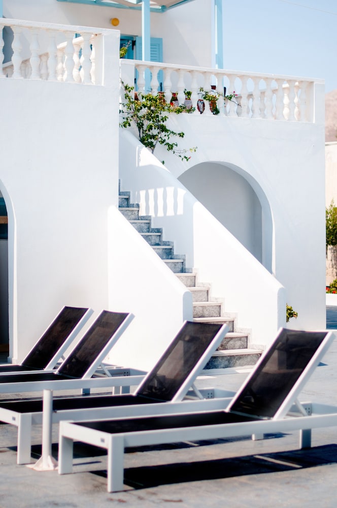 Villa Markezinis 36/48