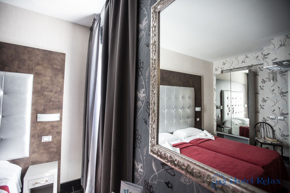 Hotel Relax Roma Nord 49/50