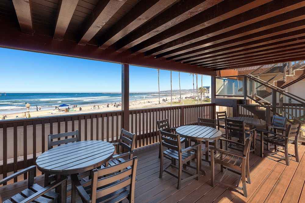 Ocean Beach Hotel 55/69