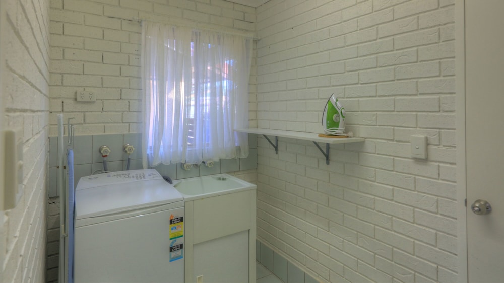 YAMBA MOTOR INN 61/62