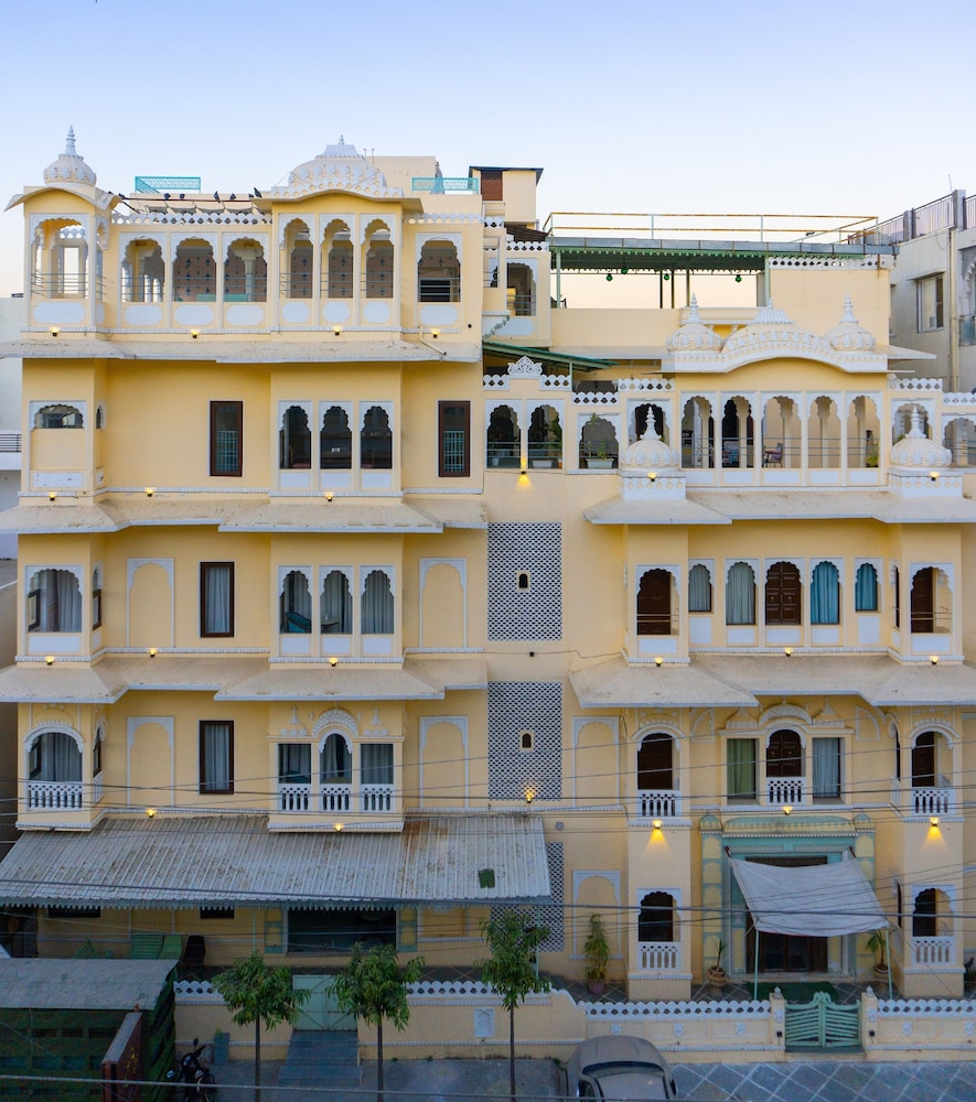 Hotel Amar Kothi 3/46
