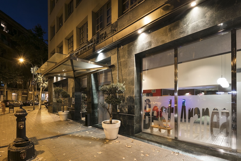 Best Aranea Hotel 21/36