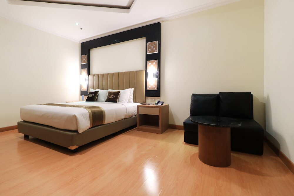 Coin S Hotel 18/96