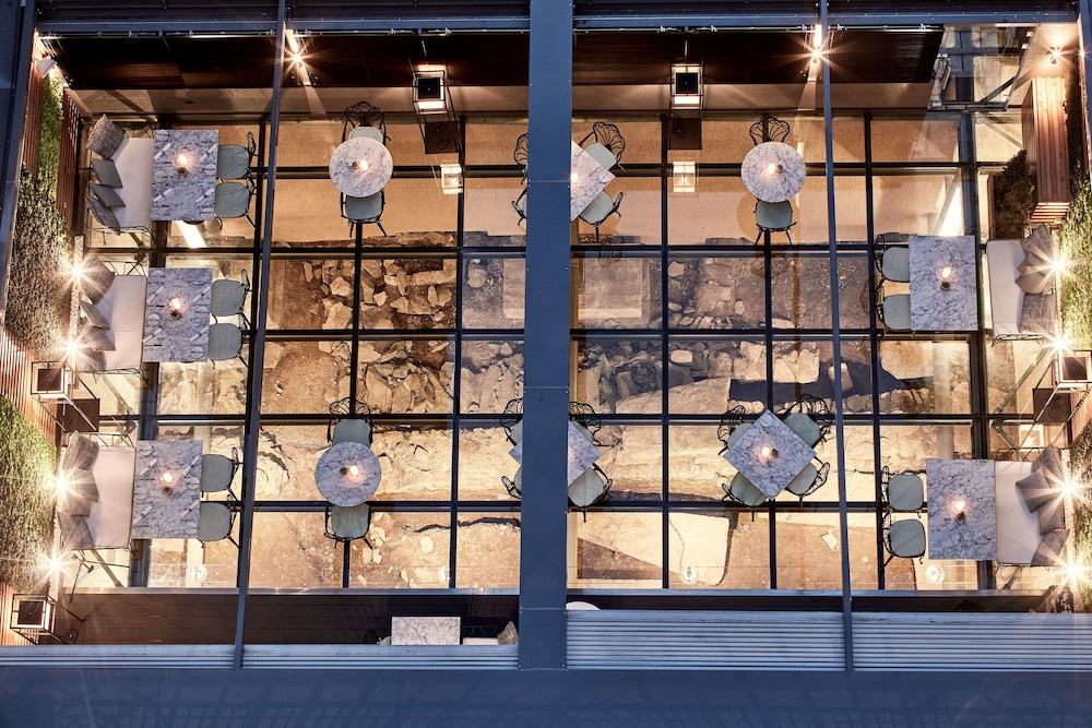 Antigon Urban Chic Hotel by GHH 8/67