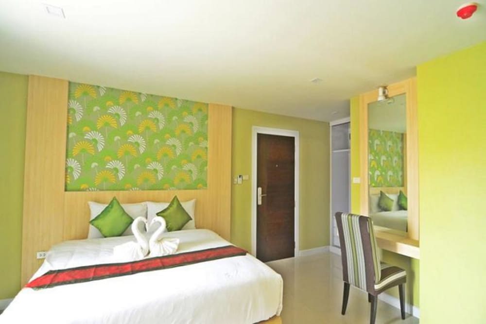 Family Hotel 11/45