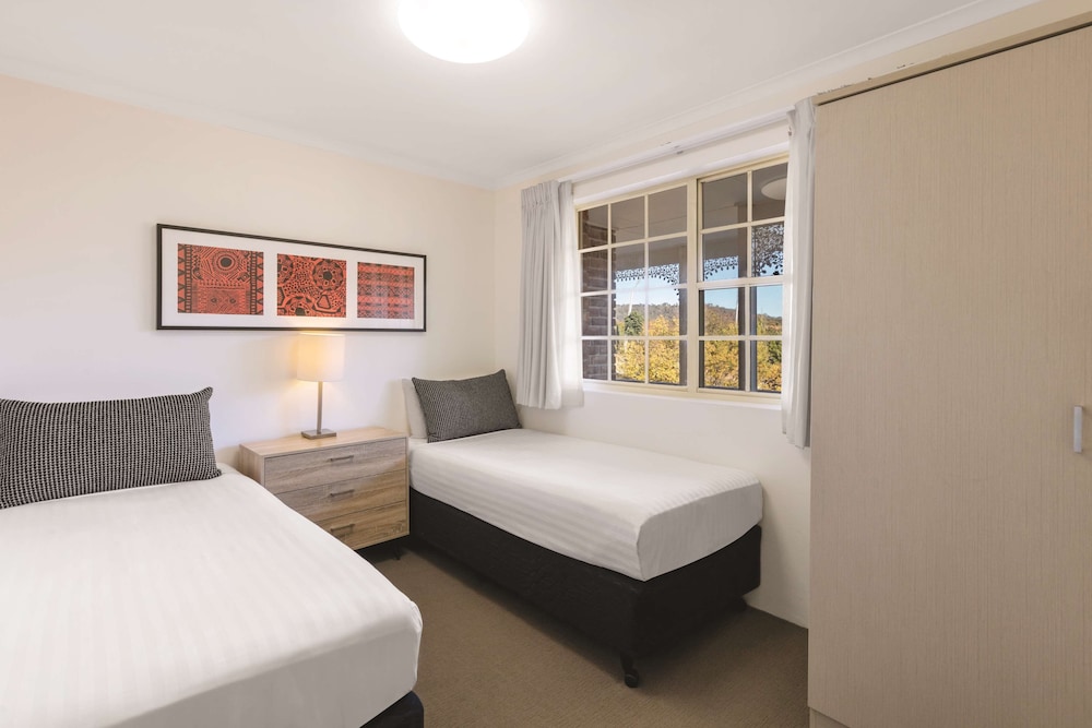 2 BEDROOMS, APARTMENT