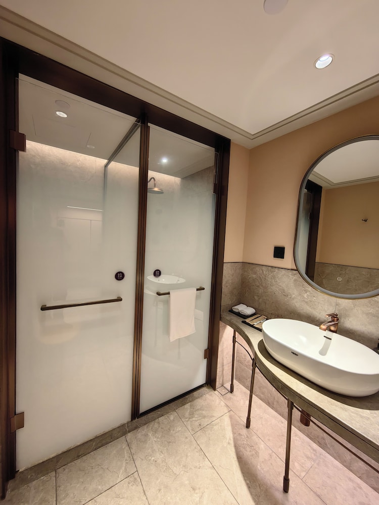 Mercure Fuzhou Downtown 54/61