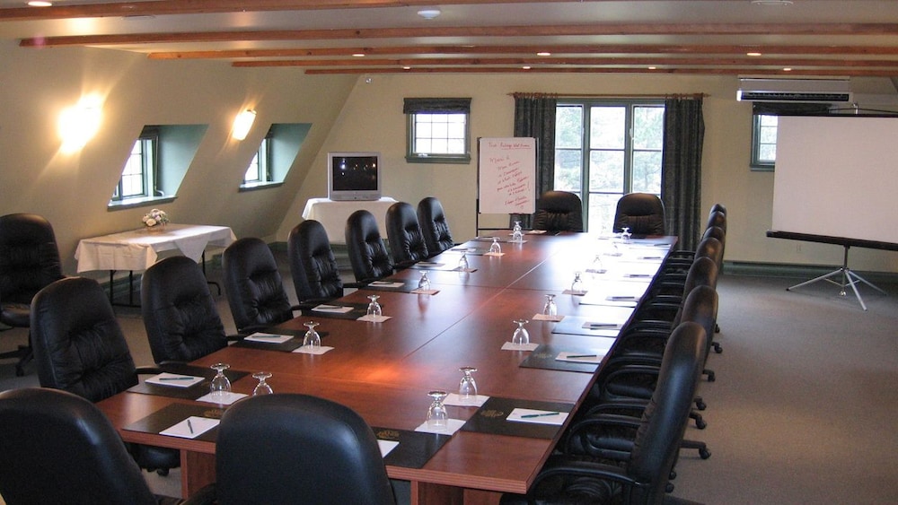 Auberge West Brome 13/65