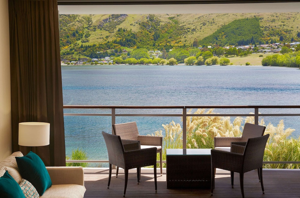 Hilton Queenstown Resort and Spa 30/89