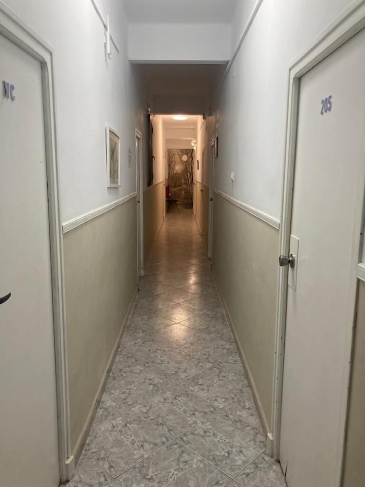 Malvarrosa Beach Rooms 9/41