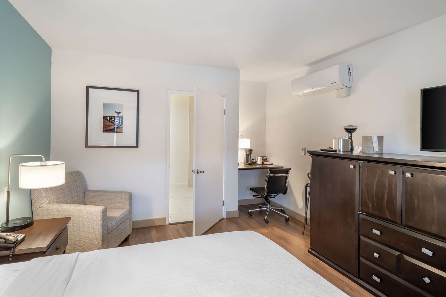 Best Western at Ventura Pier 14/67