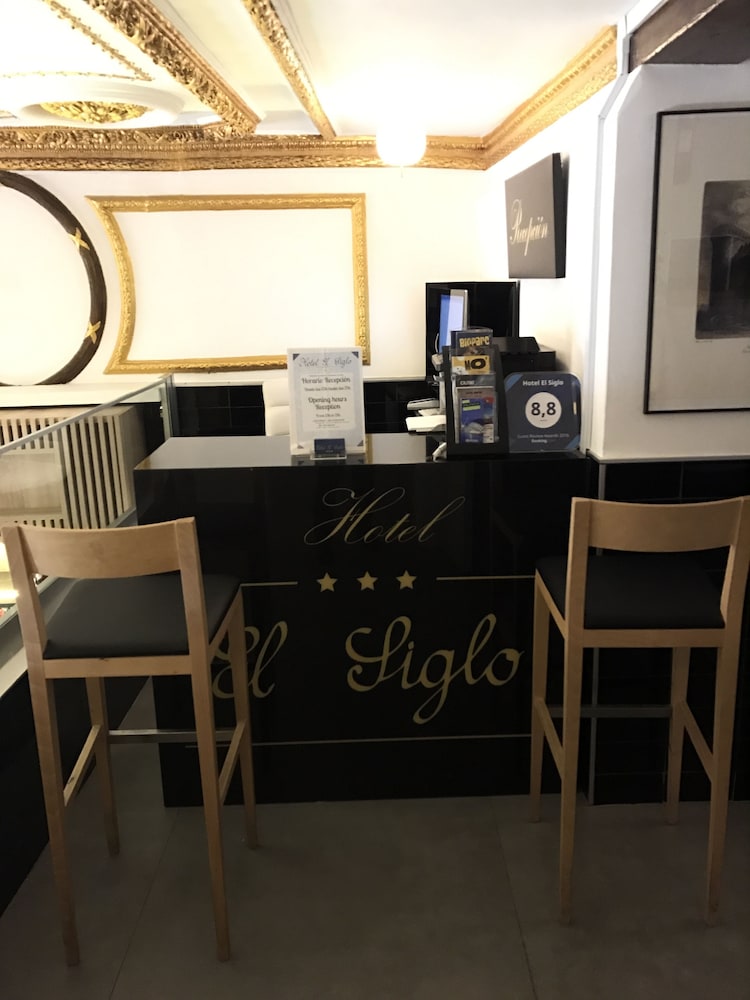 Hotel El Siglo 57/64