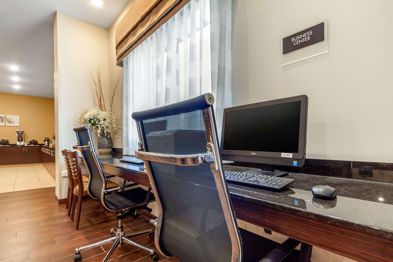 Sleep Inn & Suites Lincoln University Area 34/42