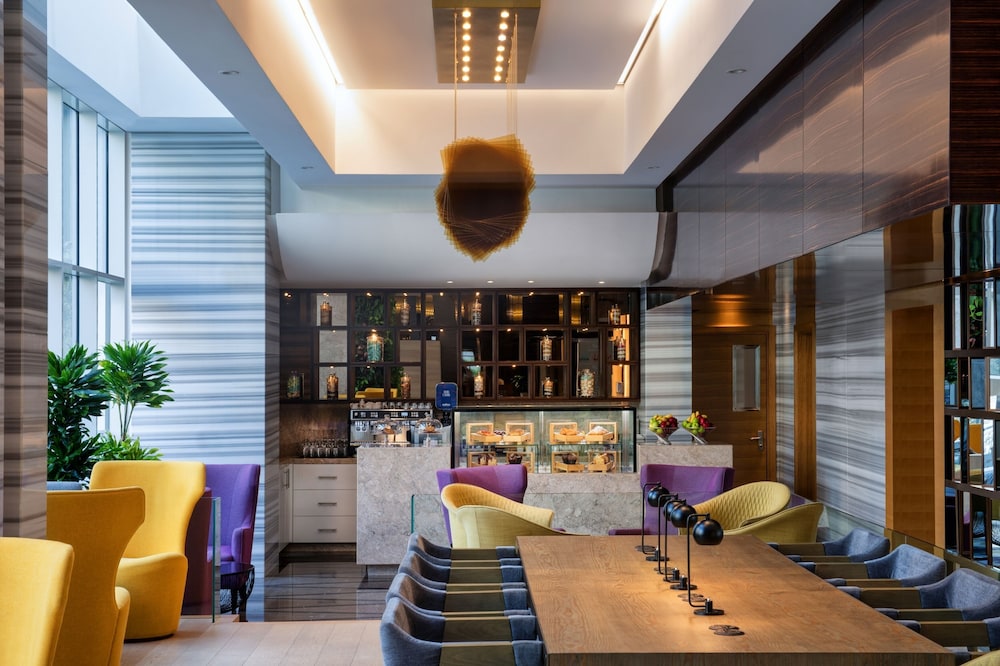 Crowne Plaza Dubai Marina 42/78