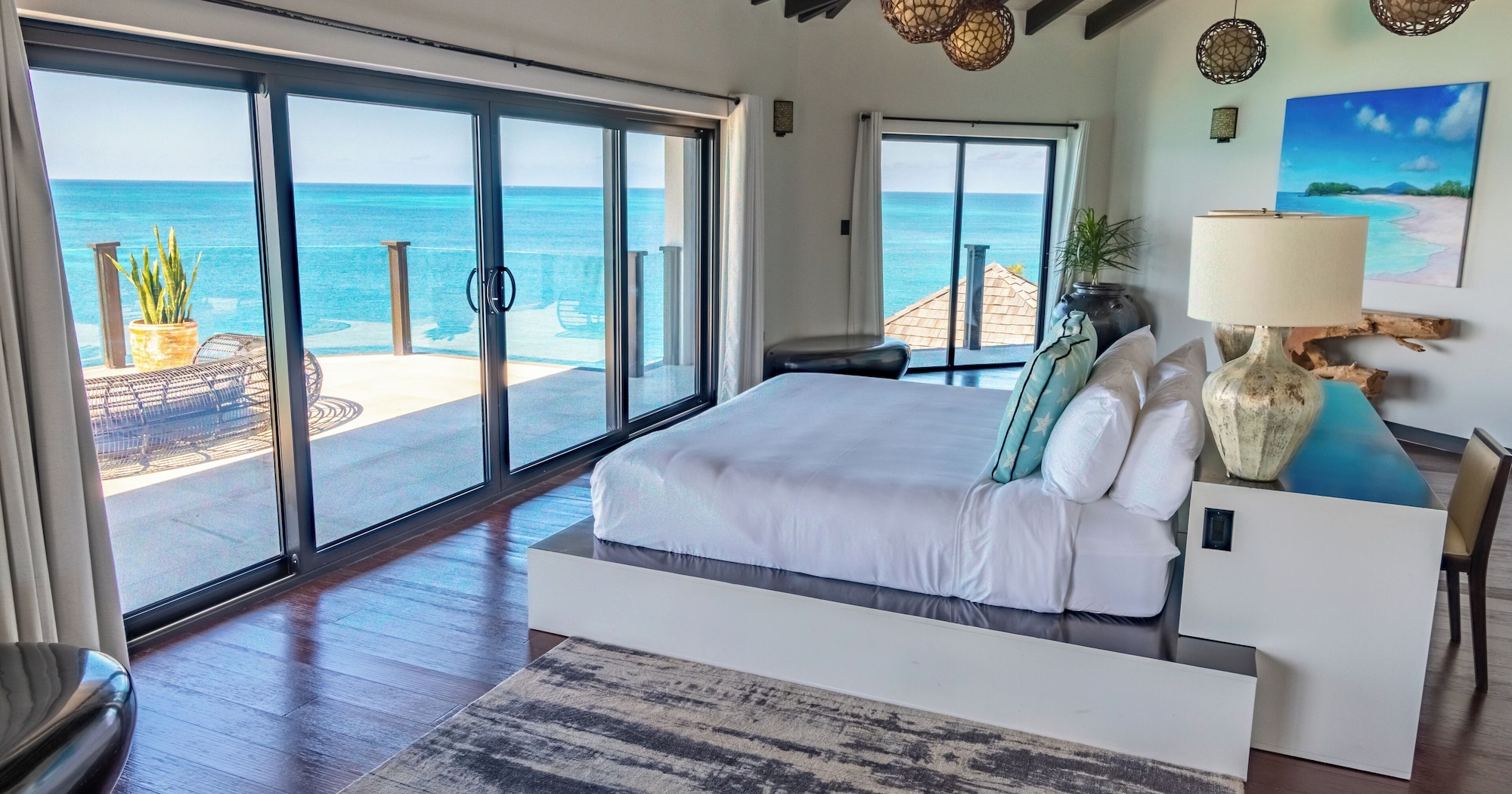 Ocean, 4 King Beds