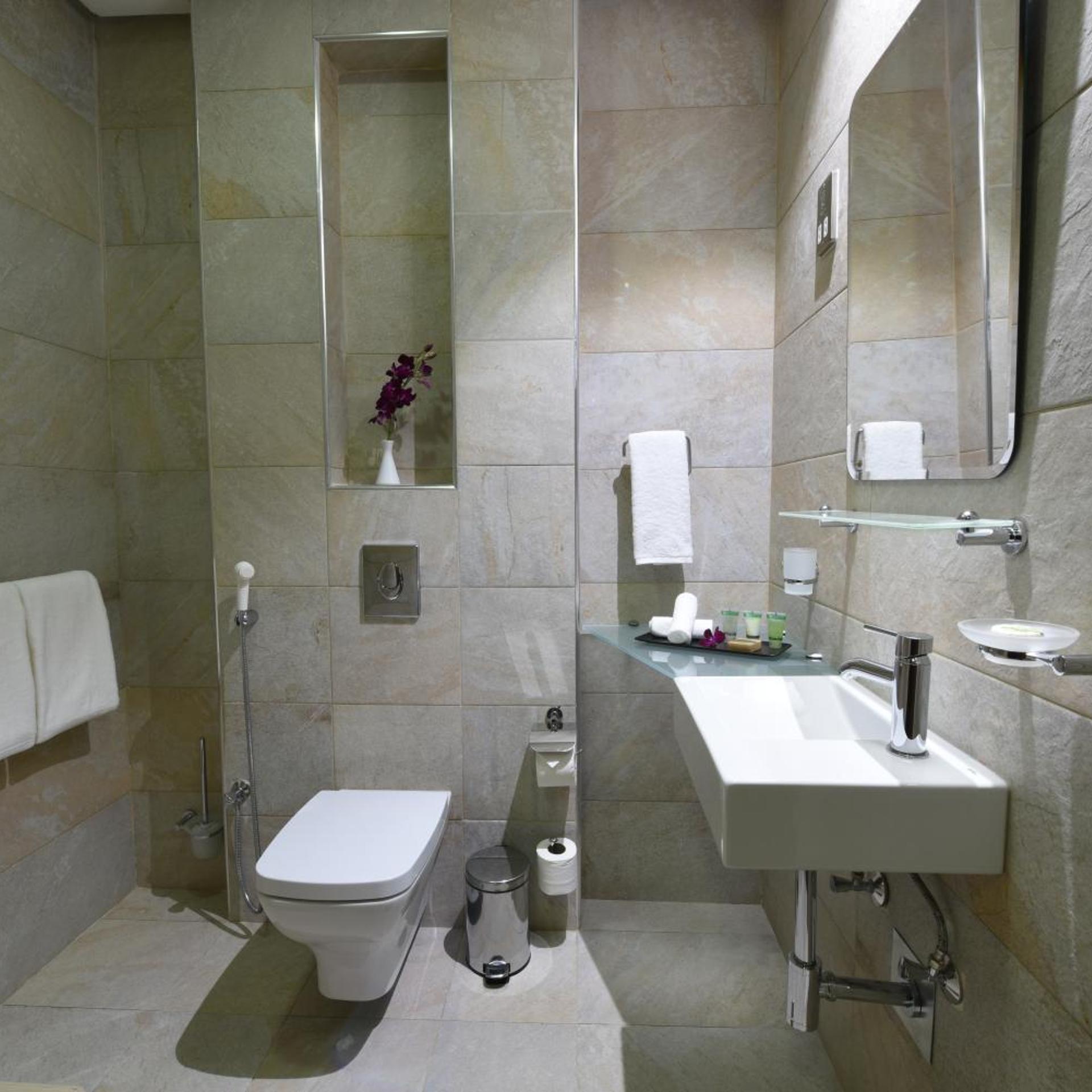 غرفة قياسية، Ramada Encore By Wyndham Kuwait Downtown 7/10