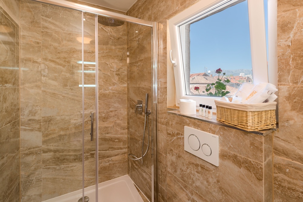 Luxury Rooms Agava 33/38