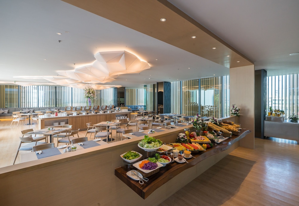 Arize Hotel Sri Racha 30/50