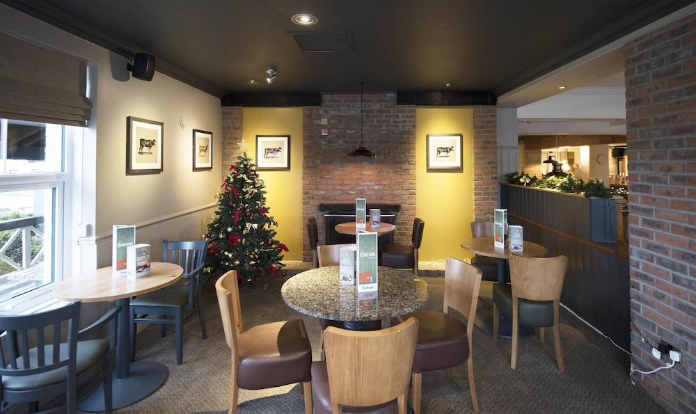 Premier Inn Glasgow (Motherwell) 30/37