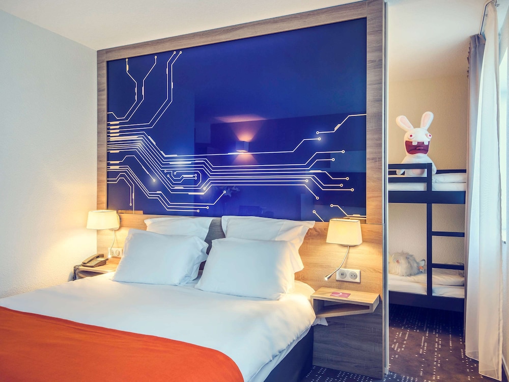 Mercure Poitiers Site du Futuroscope Hotel 15/76