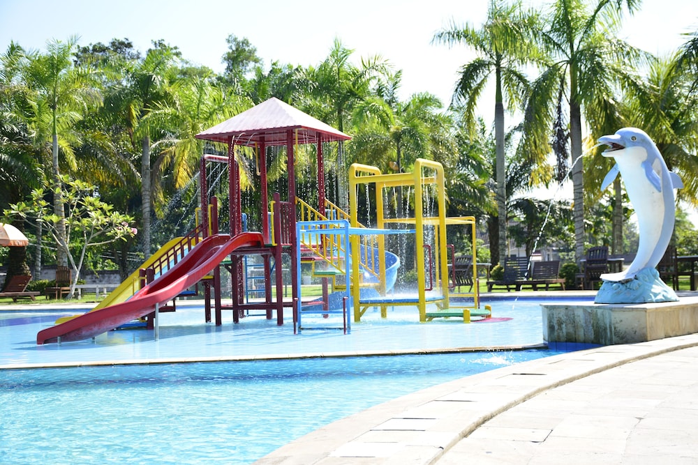Town House Bukit Damai Indah Hotel and Residence 34/49