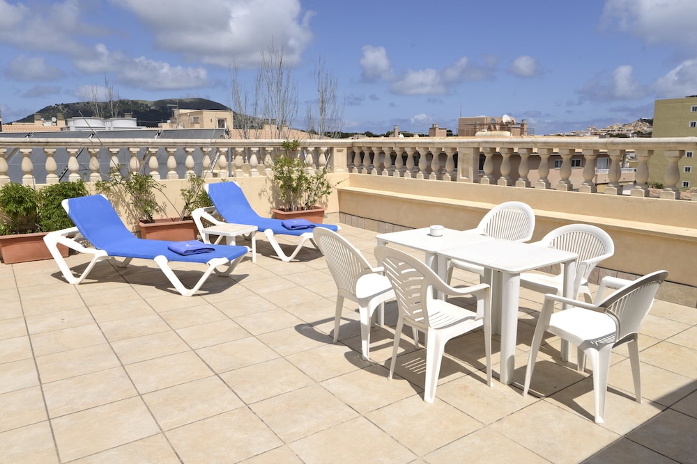 Hotel Amoros 7/69