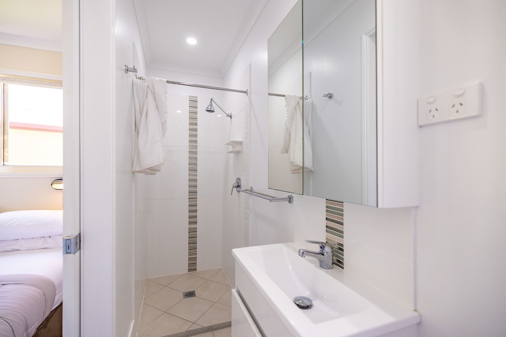 NRMA Capricorn Yeppoon Holiday Park 50/50