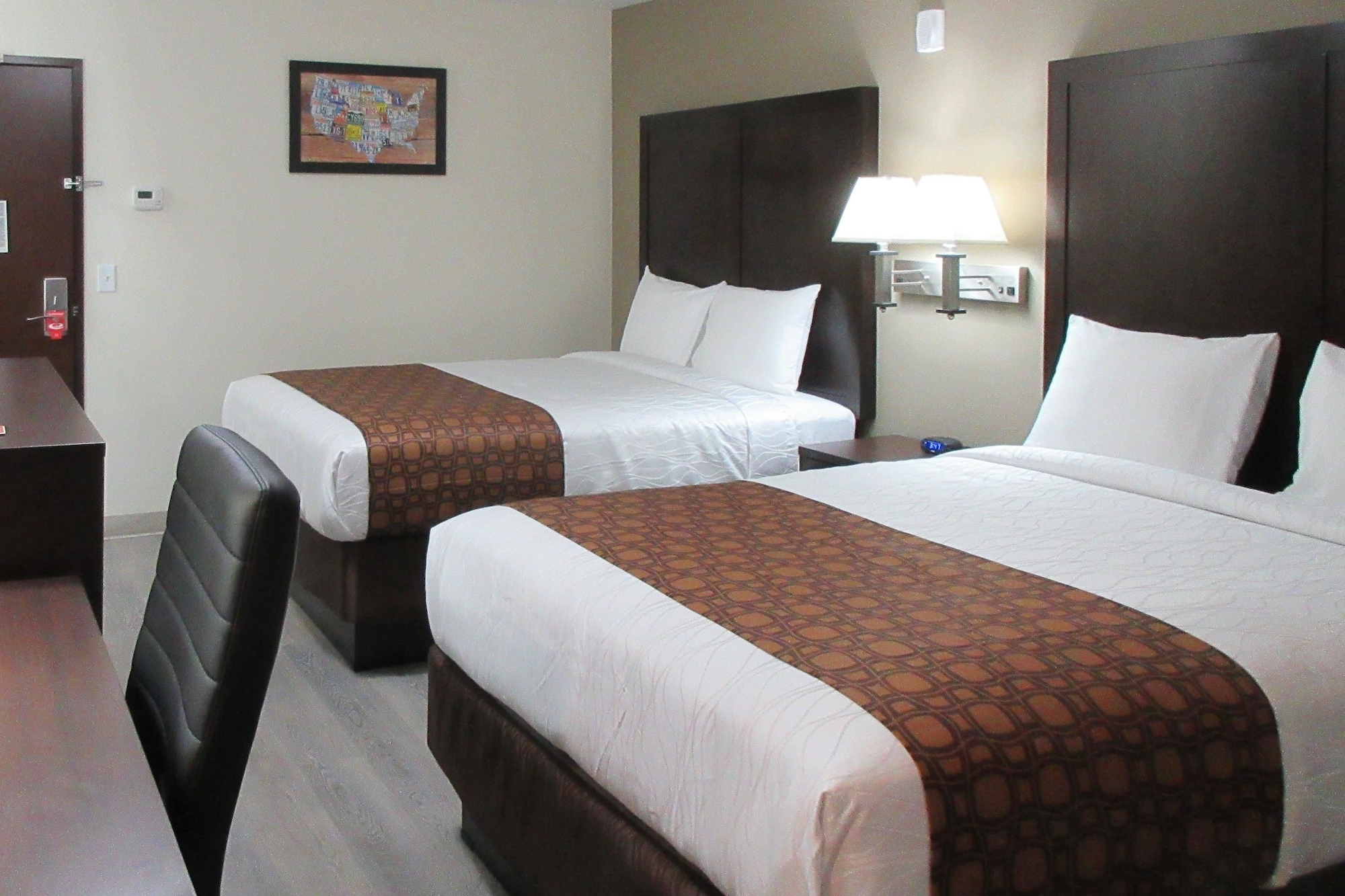 غرفة قياسية بسريرين كوين، Econo Lodge Umatilla Columbia River Area 2/6