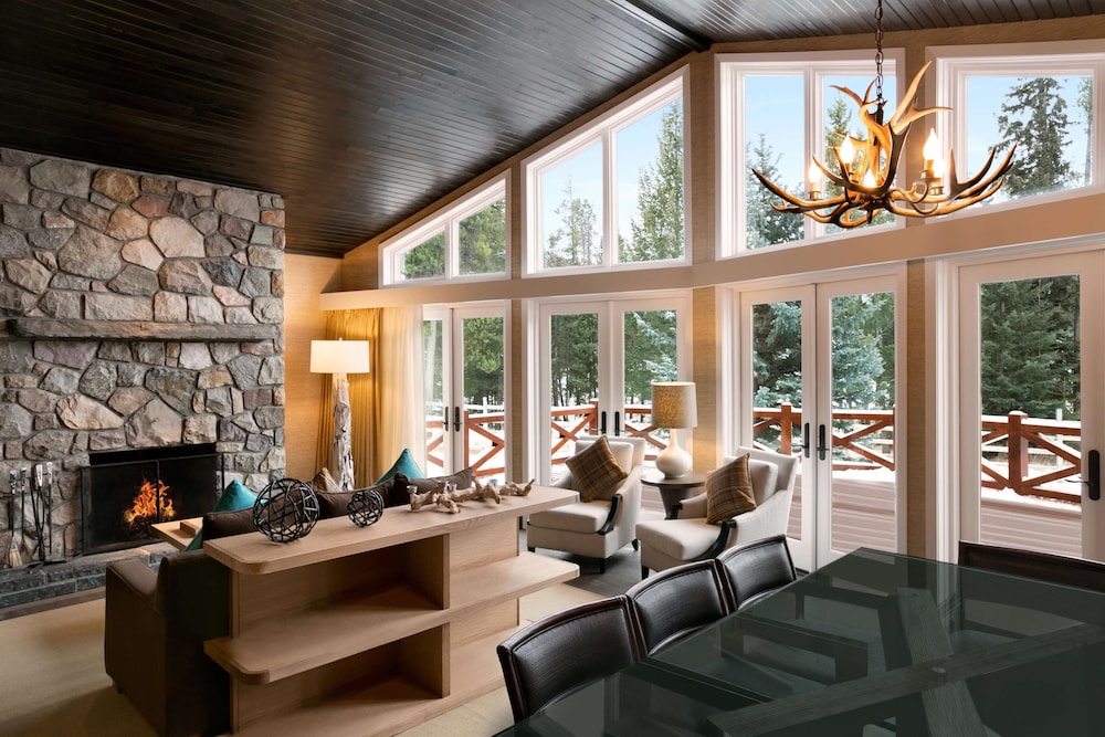 Fairmont Jasper Park Lodge 53/79