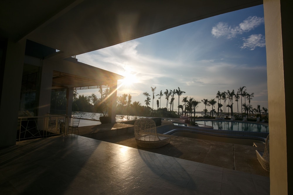 Solea Mactan Resort 48/50