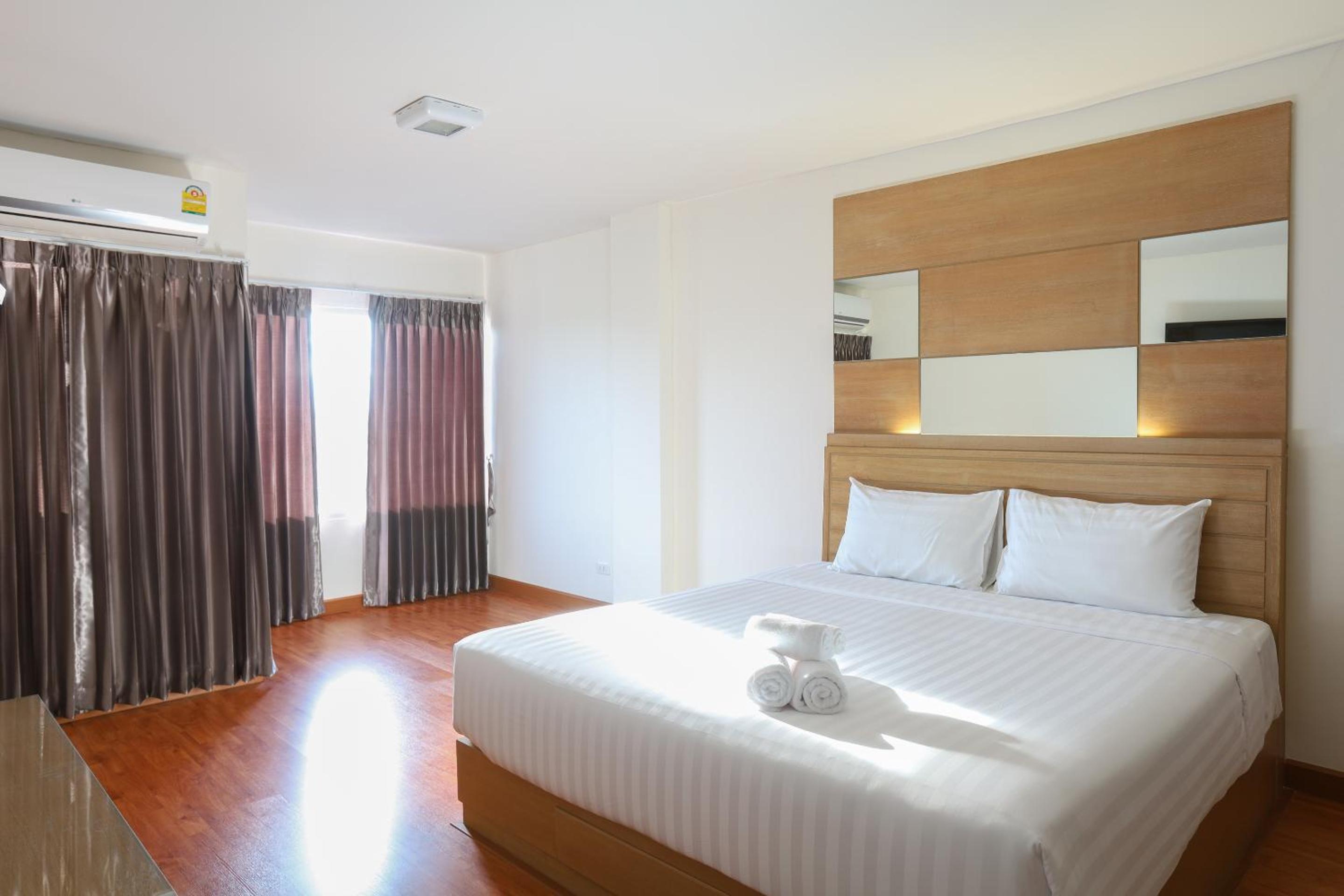 جناح ديلوكس بسرير كينج، The Greenery central suite & hotel 5/10