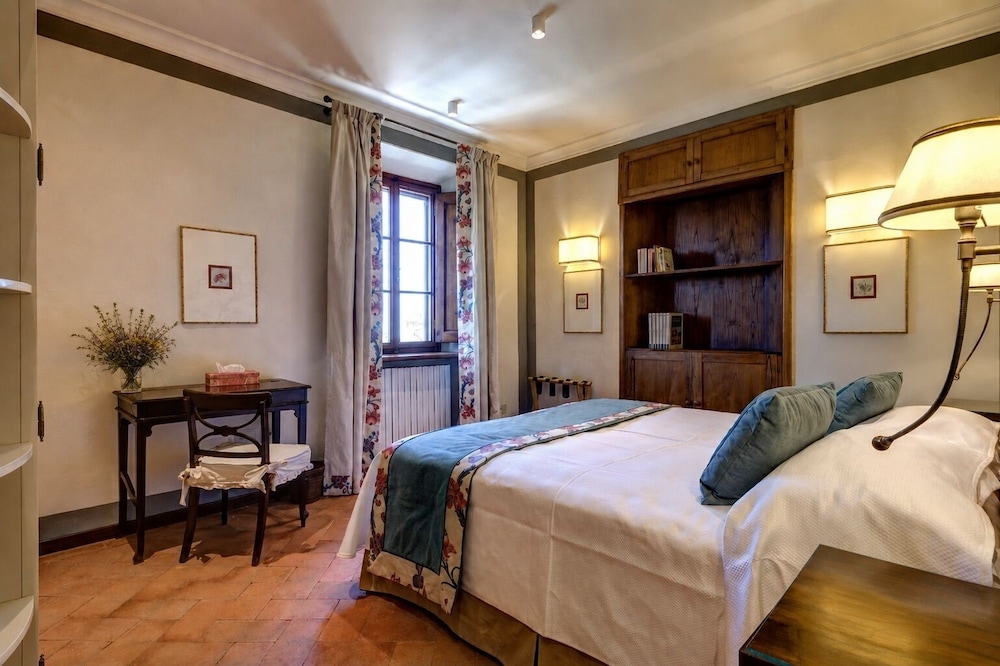 Villa Le Barone 10/50