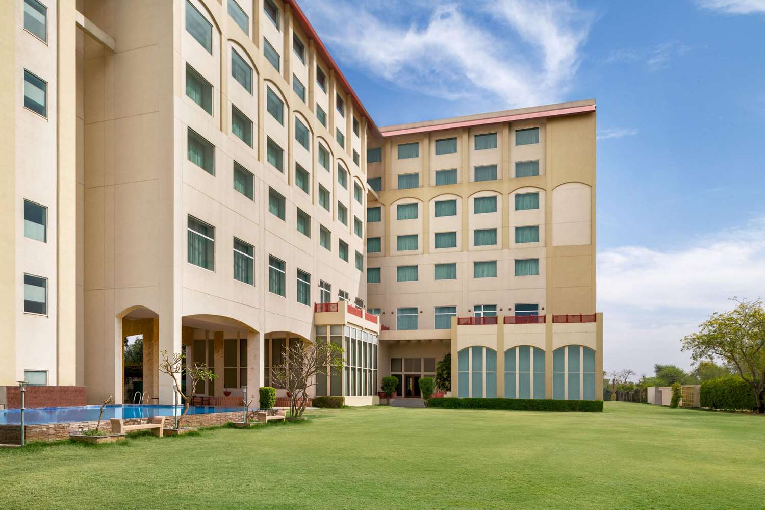 Ramada by Wyndham Jaipur Jaisinghpura 9/59